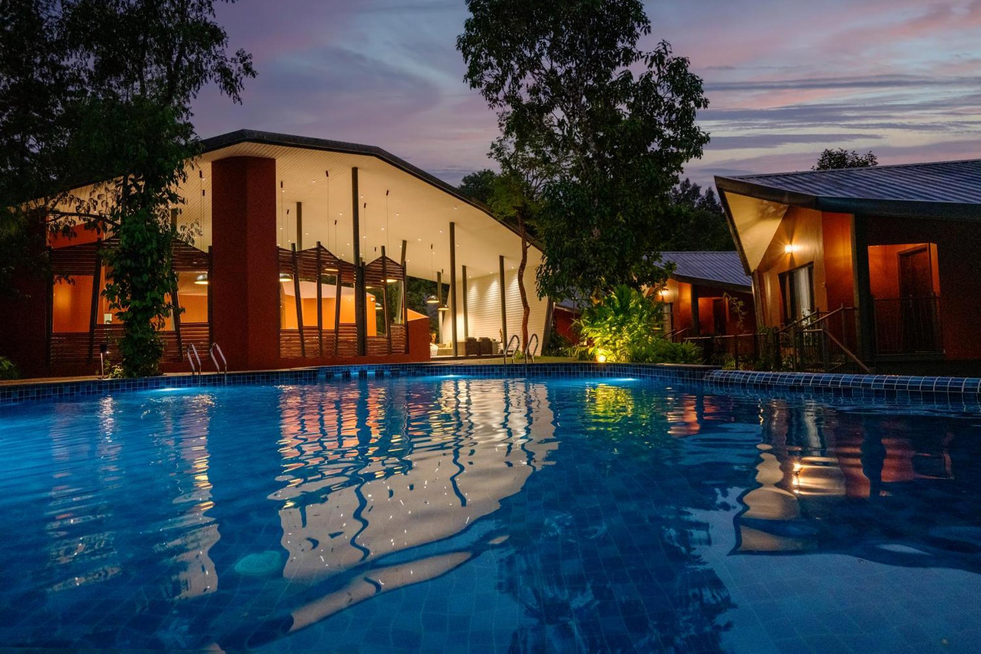 Vyna Hillock Resort And Spa 비티리 외부 사진